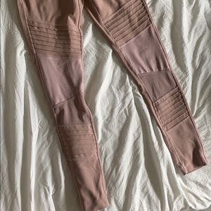 Mondetta Pink textured Leggings 💗